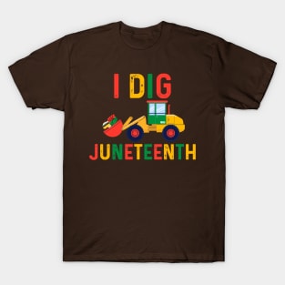 I Dig Juneteenth Fists Tractor Funny Toddler Boys T-Shirt